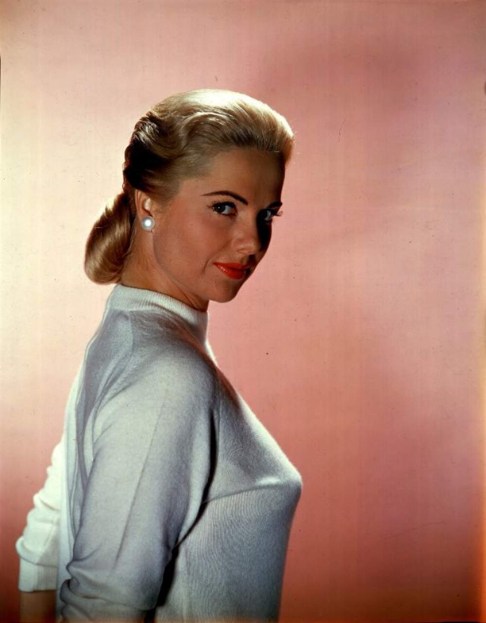 La actriz actriz tejana Martha Hyer 