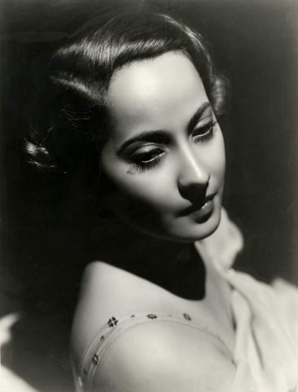 La actriz Merle Oberon