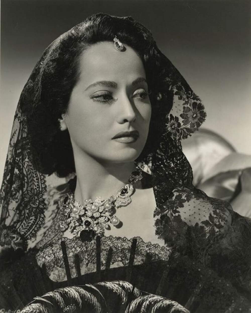 La actriz Merle Oberon