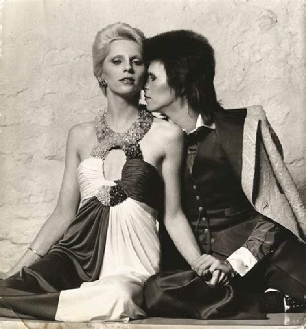 David Bowie y su esposa Angela