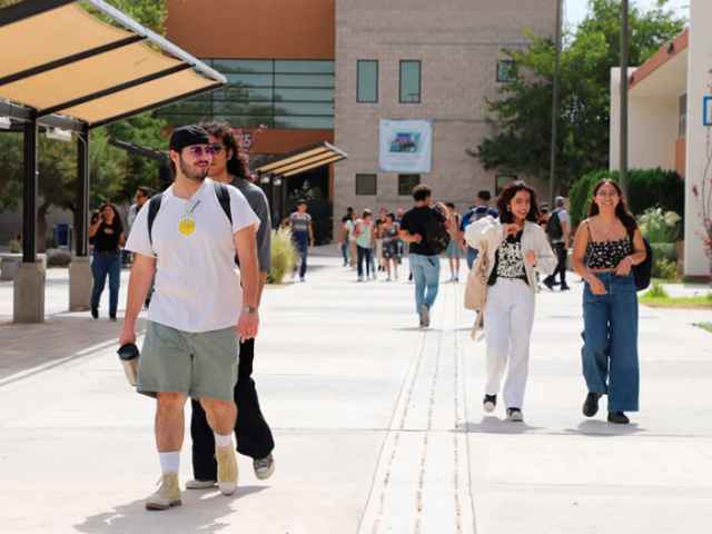 La UACJ amplía el periodo de entrega de fichas para el examen de admisión