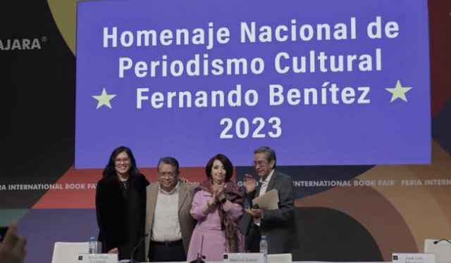 Jesús Alejo Santiago recibe el Homenaje Nacional de Periodismo Cultural Fernando Benítez 2023