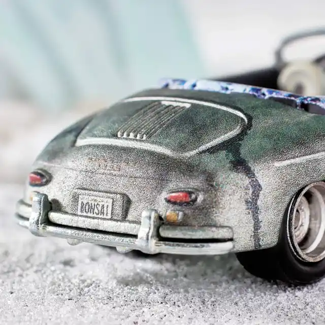 Hot Wheels lanza Porsche en colaboración con Daniel Arsham