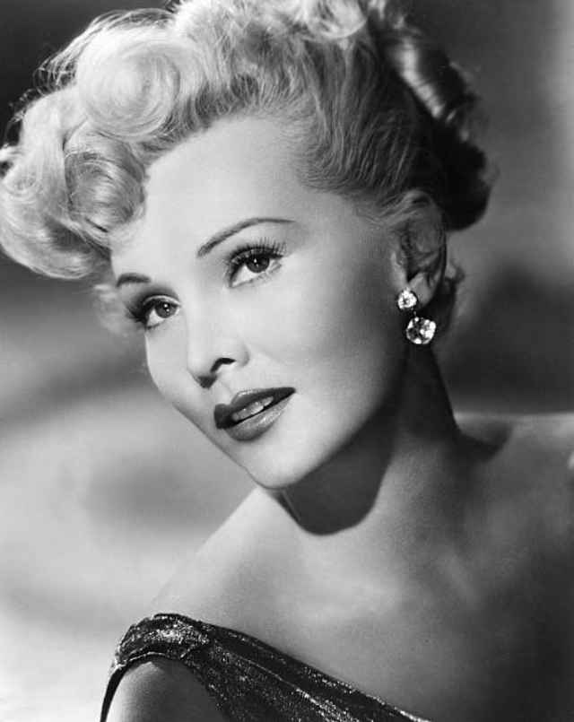 La joven y glamurosa Zsa Zsa Gabor