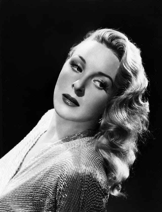 La hermosa actriz Evelyn Ankers