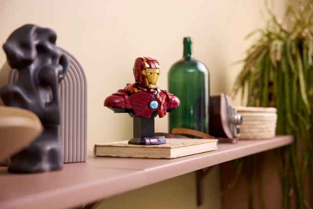 Lego presenta figuras de Iron Man y Iron Spider-Man