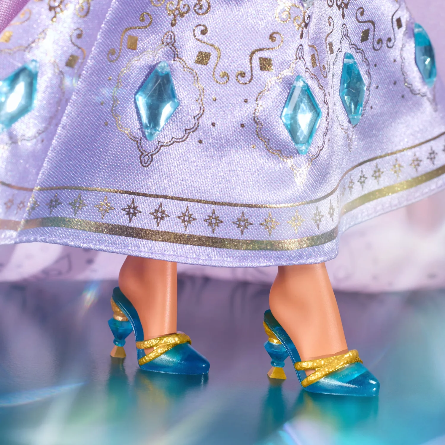 Mattel lanza nueva Jasmine de Radiance Collection