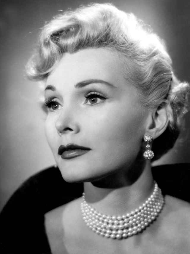 La joven y glamurosa Zsa Zsa Gabor