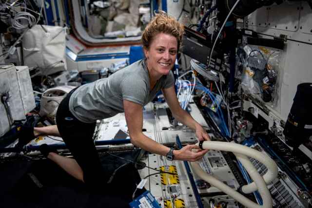 Estudiantes de Boston escucharán al astronauta de la NASA a bordo de la estación espacial