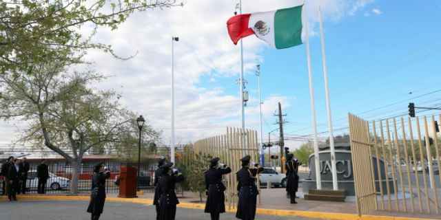 UACJ conmemora natalicio de Benito Juárez