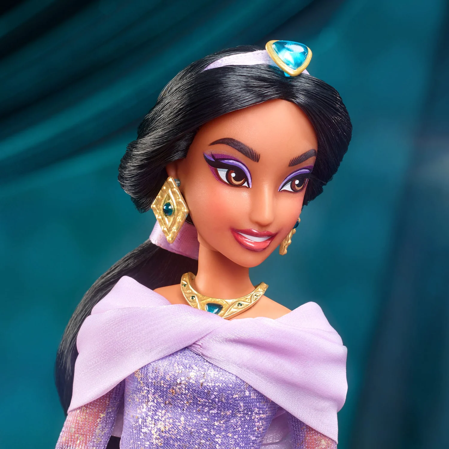 Mattel lanza nueva Jasmine de Radiance Collection