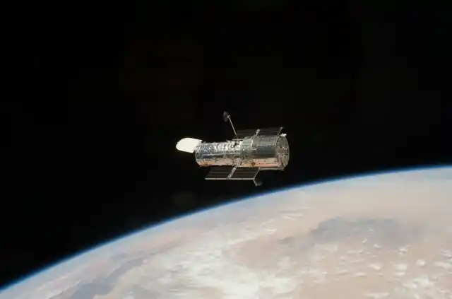 El Hubble de la NASA en modo seguro por problema con el giroscopio