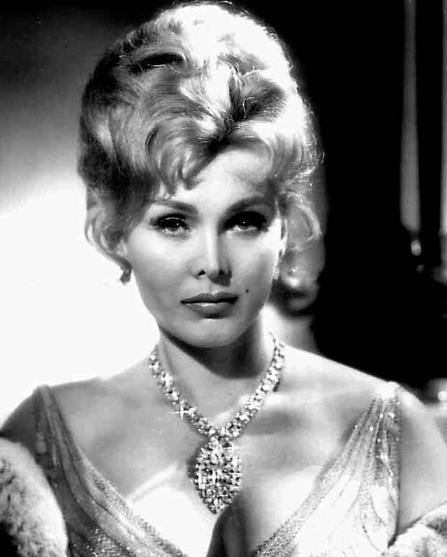 La joven y glamurosa Zsa Zsa Gabor