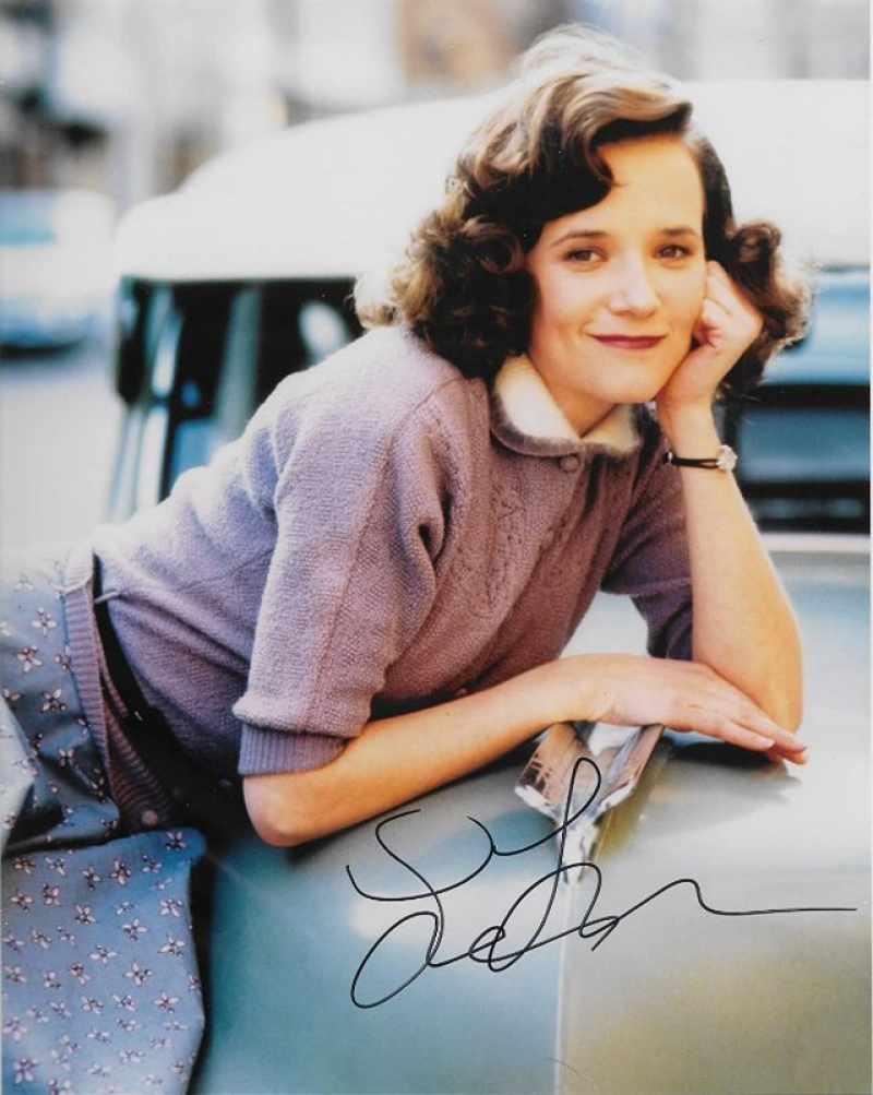 La joven Lea Thompson en la década de 1980