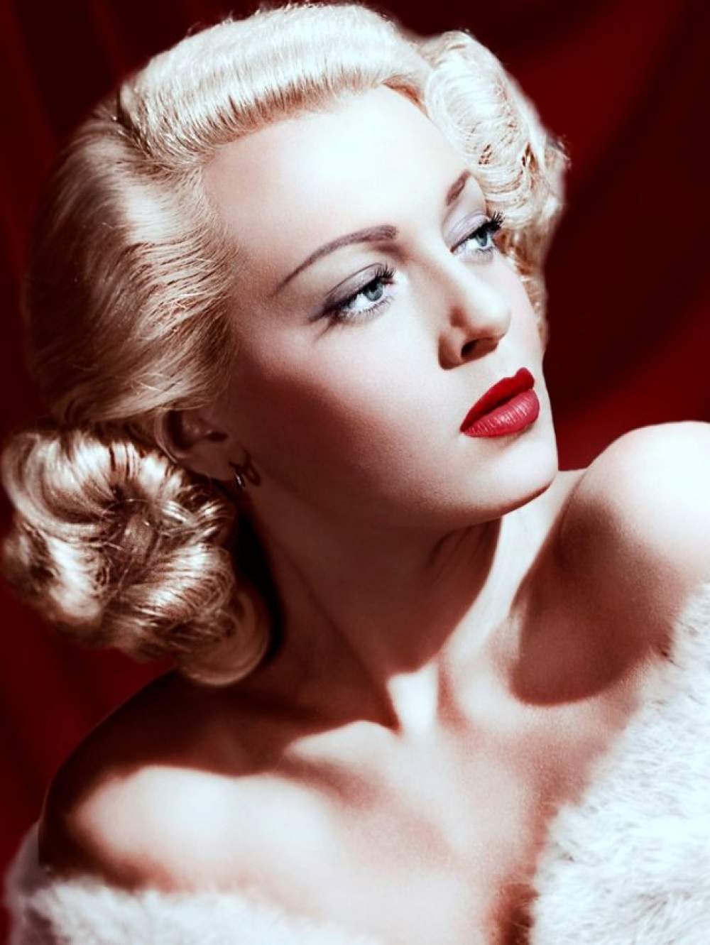 La actriz Lana Turner