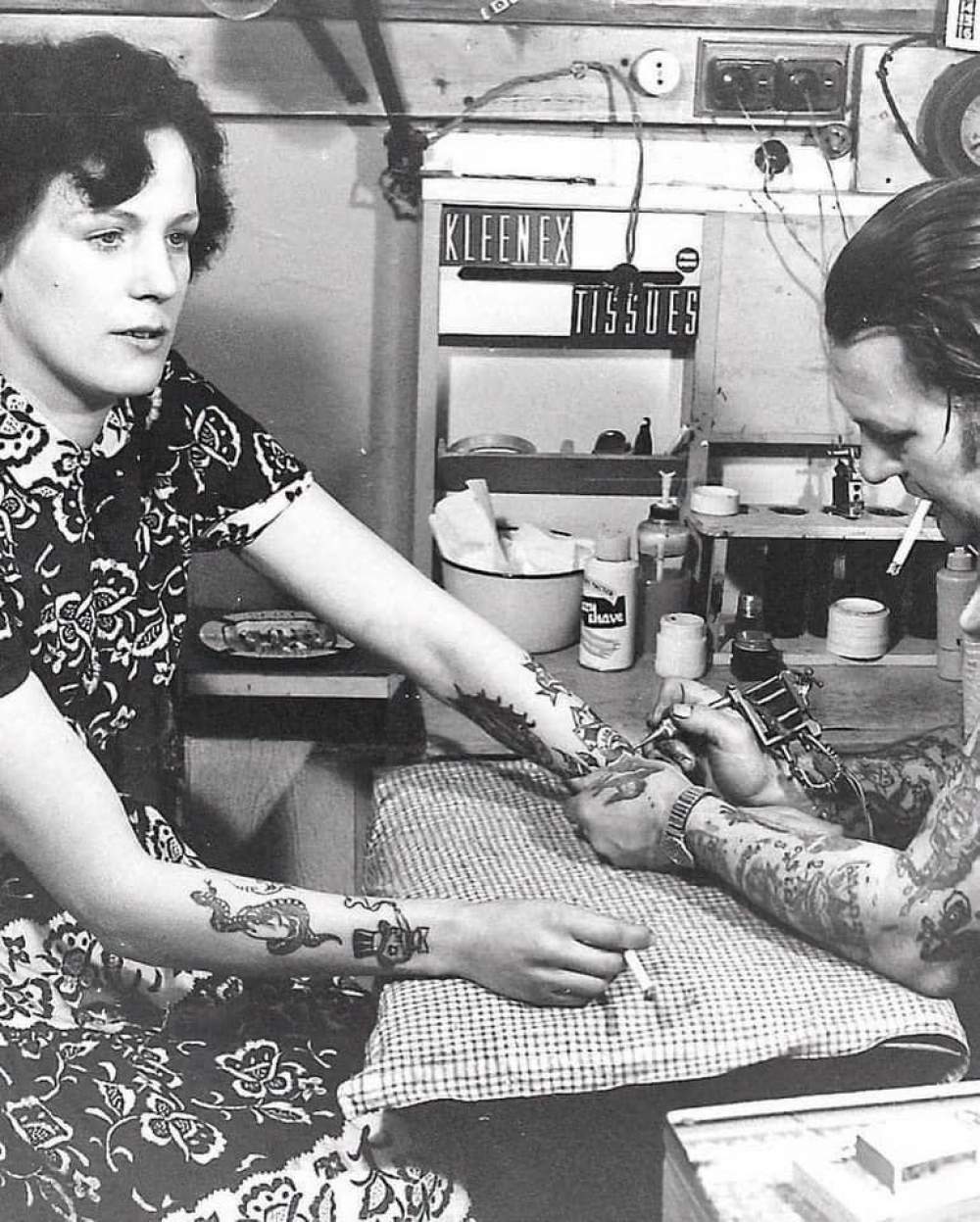 El tatuaje femenino de los años 30