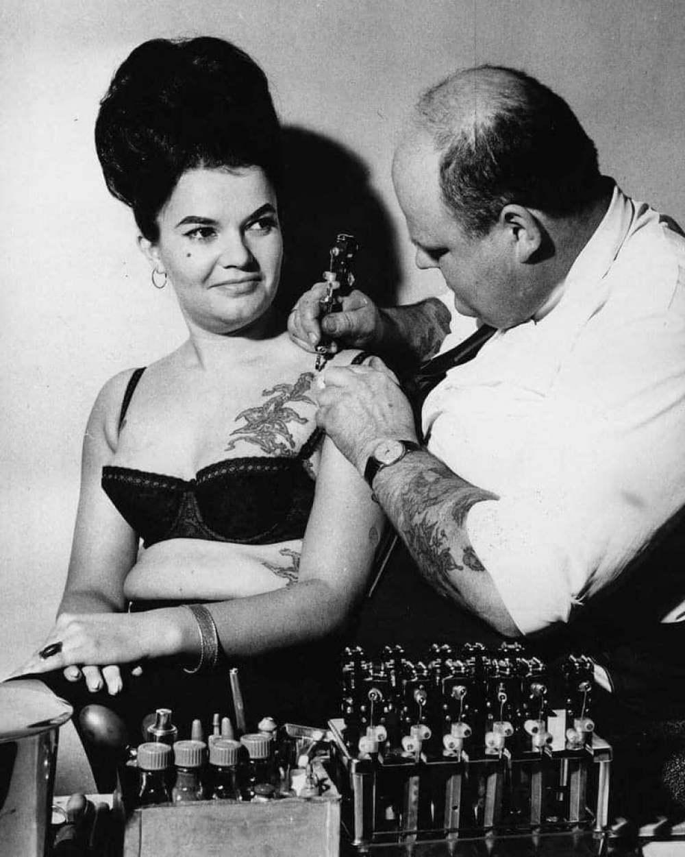 El tatuaje femenino de los años 30