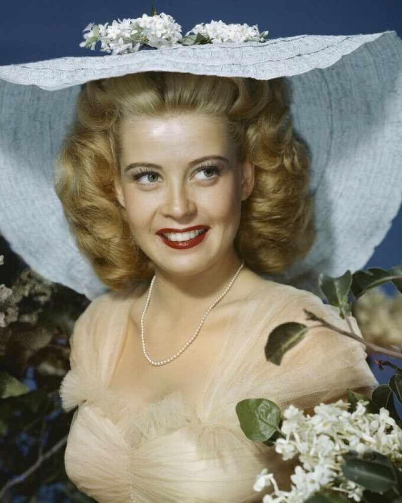 La actriz Gloria DeHaven